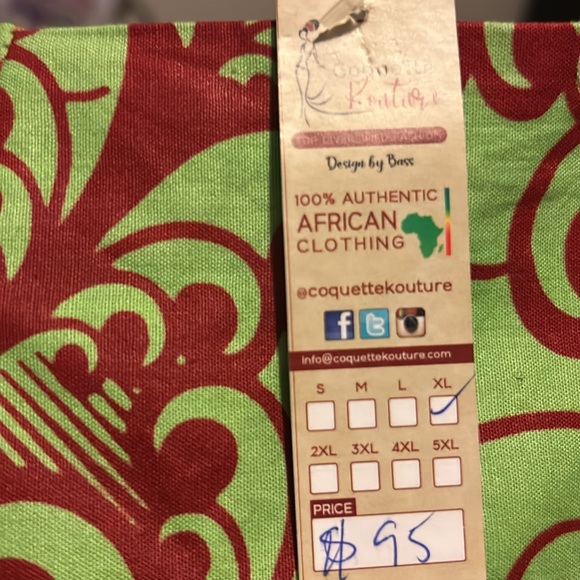 Ankara Fabric (from Nigeria) bought in LA, CA. Light green with deep red. Size M - Picture 10 of 10